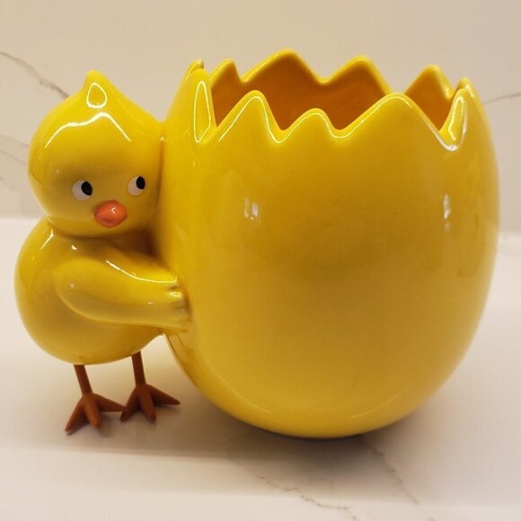 Vintage Set of 2 Vintage Yellow Chick Hugging Egg Planter Tall Strawberr… - Picture 2 of 13